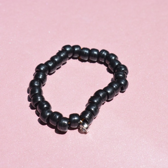 Black Braclet!! - Picture 1 of 4